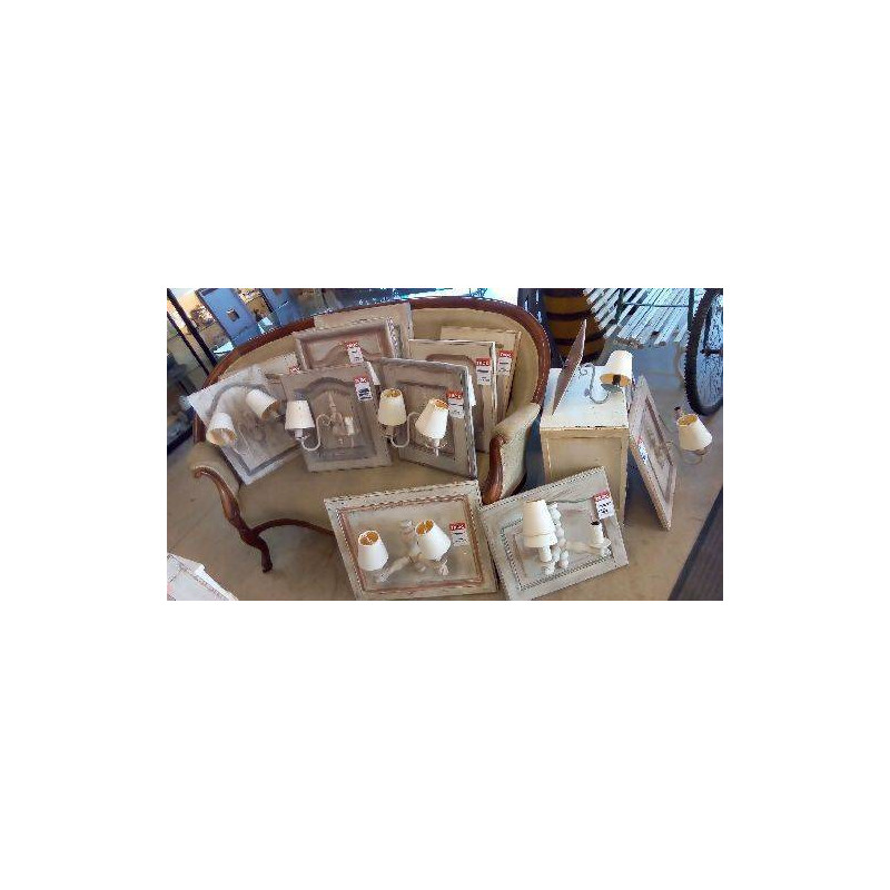 APPLIQUE SUR PANNEAU MOULURE