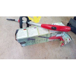 COUPE BORDURE TAILLE HAIE À...