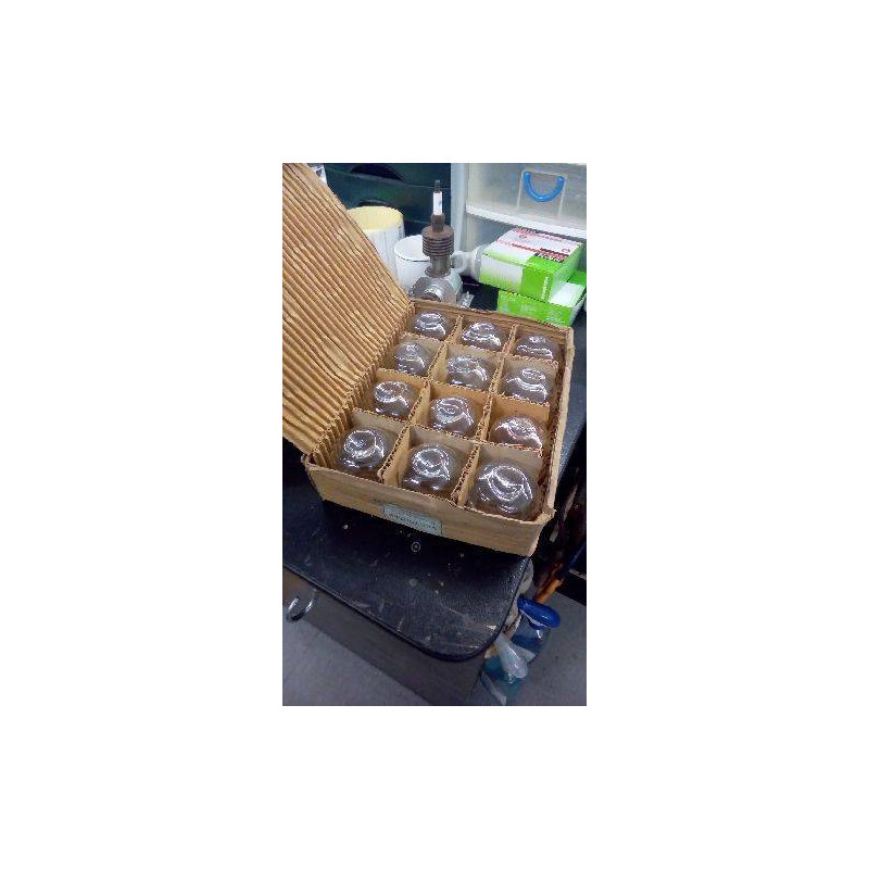 BOÎTE DE 12 VENTOUSES 