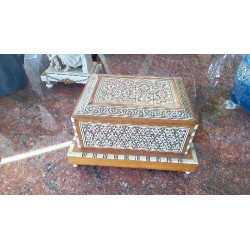 BOÎTE À CIGARETTES...