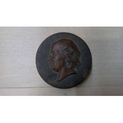 PRESSE PAPIERS BOIS SCULPTÉ