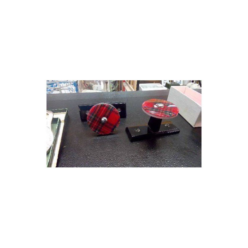 PAIRE DE PATÈRES PLEXIGLAS