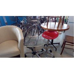 CHAISE OU TABOURET RÉGLABLE