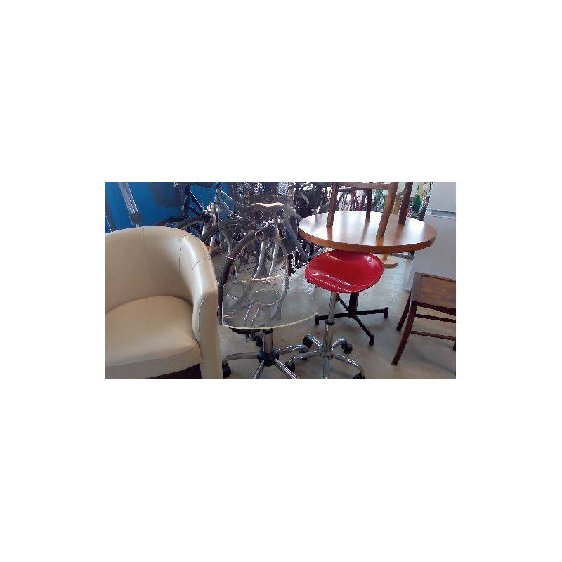 CHAISE OU TABOURET RÉGLABLE