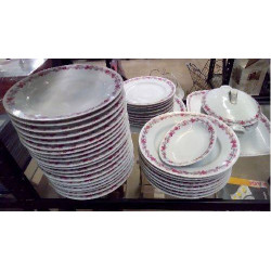 SERVICE PORCELAINE BLANC ROSE