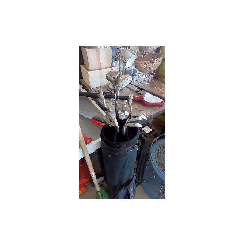 SAC DE GOLF AVEC CLUBS