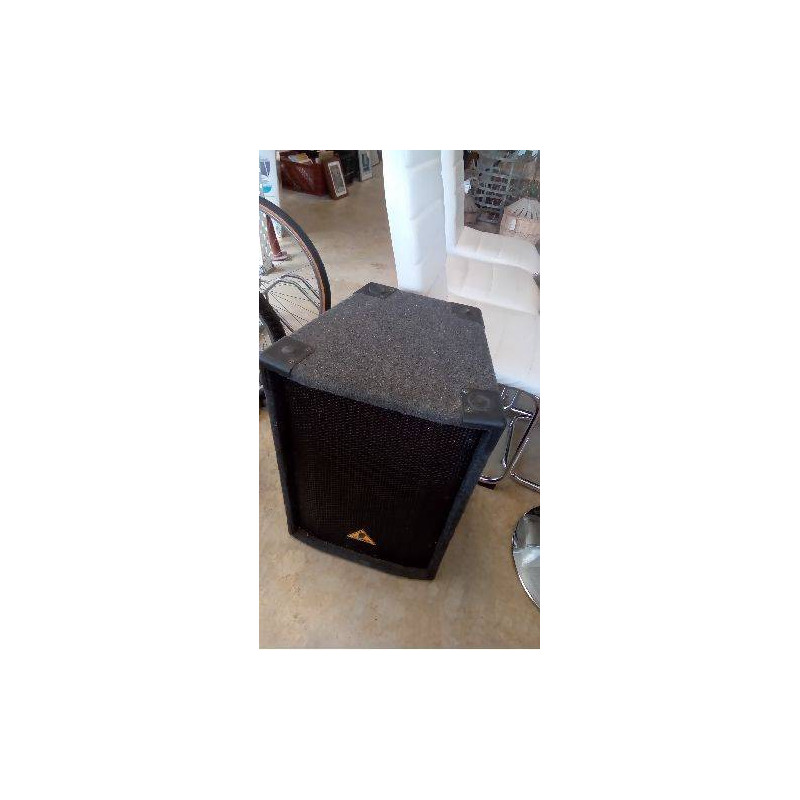 ENCEINTE BEHRINGER 200W 