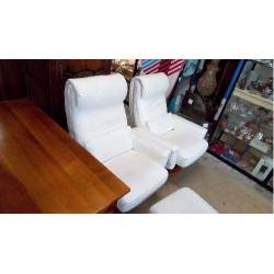 PAIRE DE FAUTEUILS CUIR...