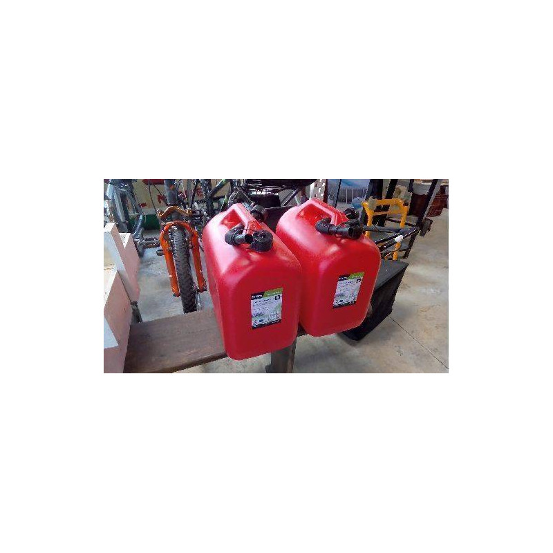 JERRICAN ROUGE 20 LITRES