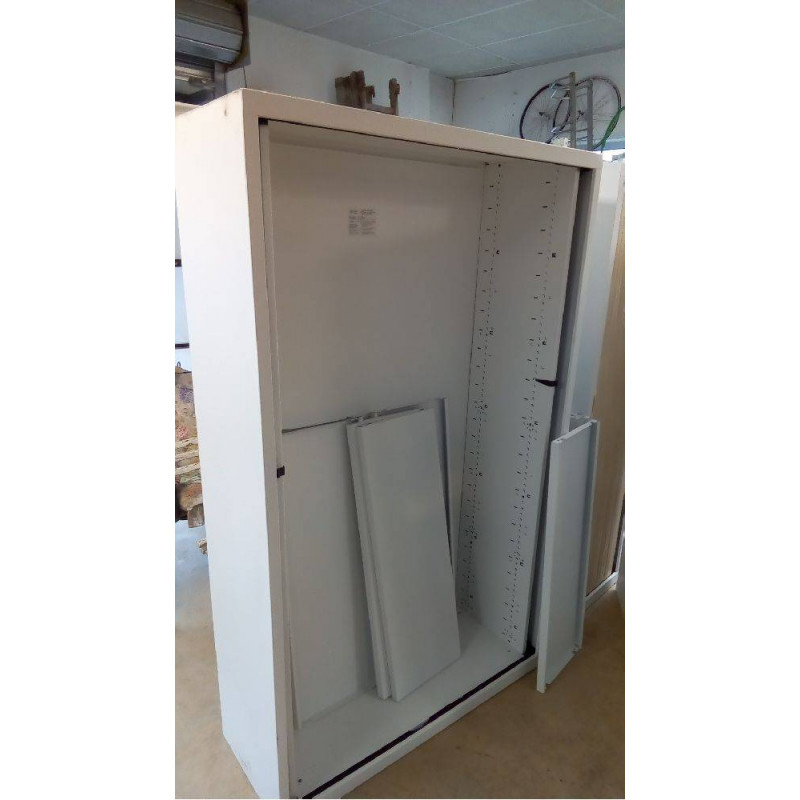 ARMOIRE DE BUREAU SANS PORTES