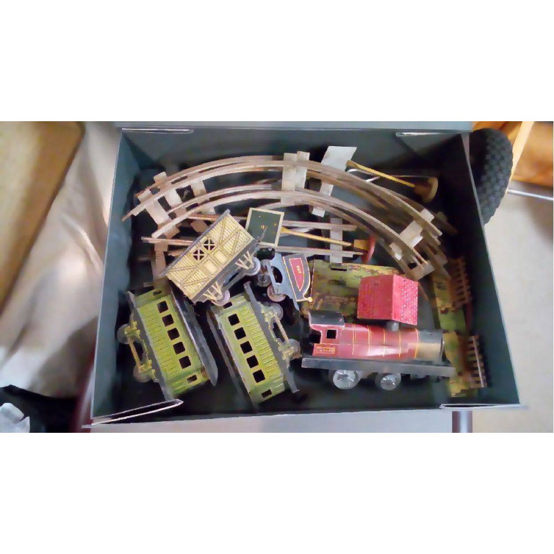 TRAIN MÉCANIQUE TÔLE ANCIEN JDP