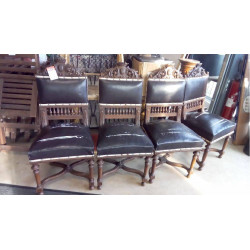 LOT DE 4 CHAISES ARMOIRIES