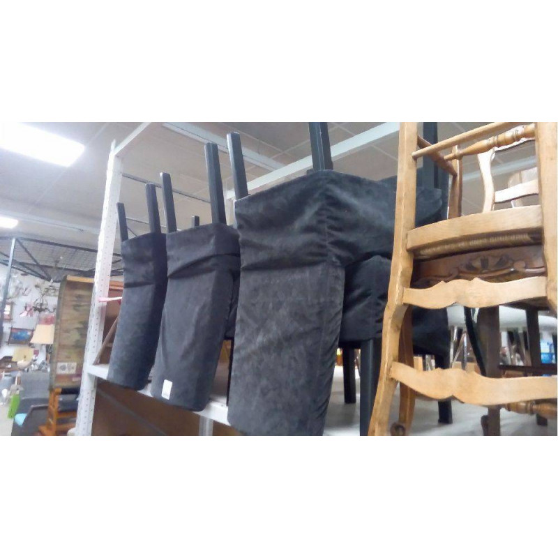 LOT DE 6 CHAISES AVEC HOUSSES