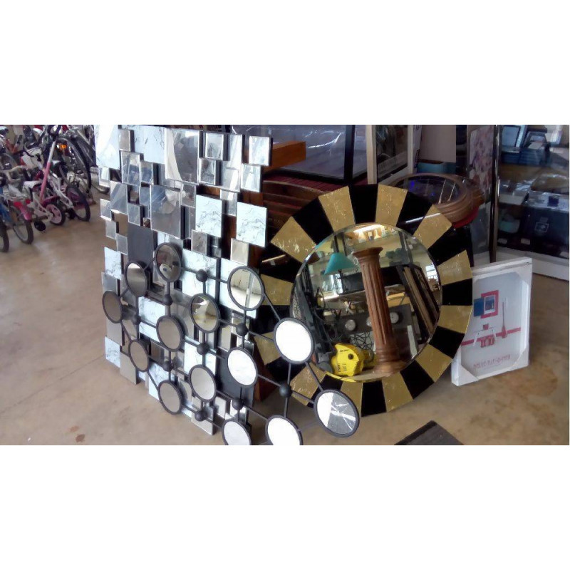 SCULPTURE MIROIRS EN L\'ÉTAT