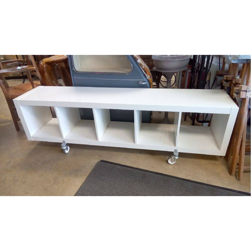 MEUBLE TV 5 CASES AVEC ROULETTES