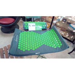 TAPIS ET COUSSIN ACUPRESSEUR