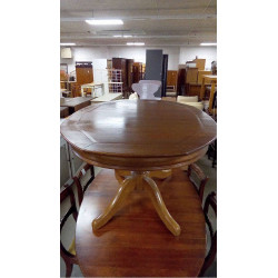 TABLE OVALE PIED CENTRAL...