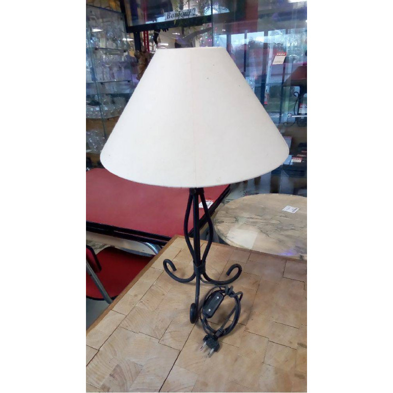 LAMPE FER FORGÉ