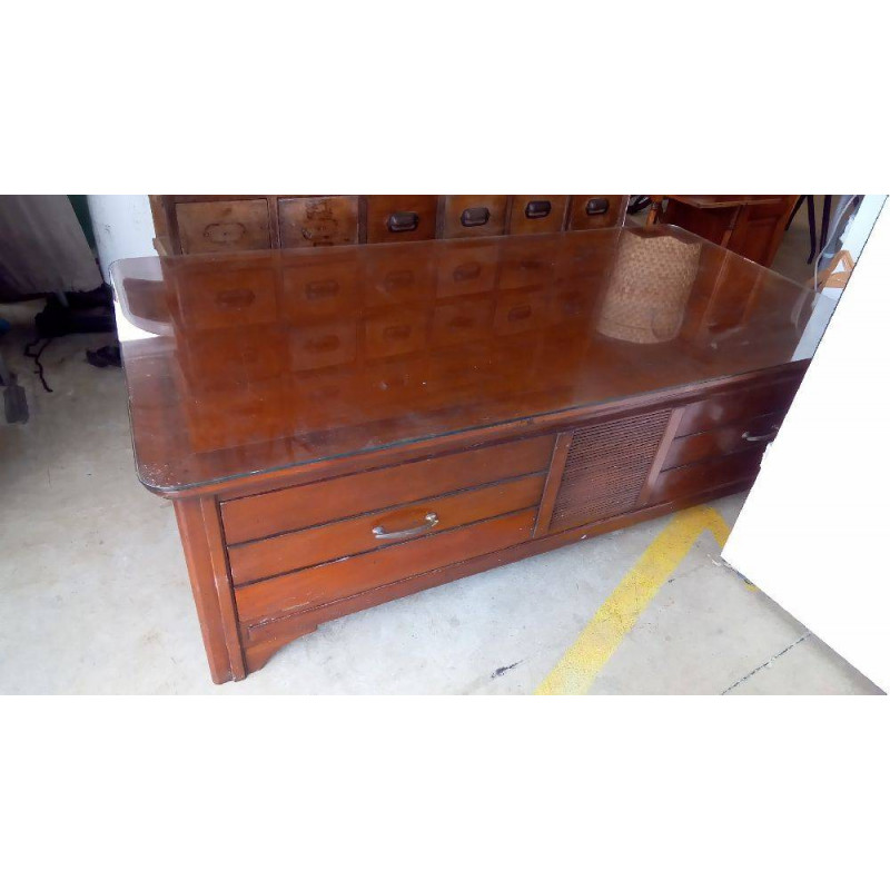 GRANDE TABLE BASSE MERISIER  ( TABLE À JEUX)