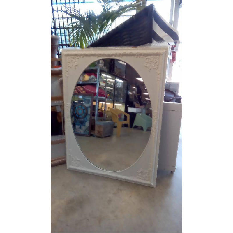 GRAND MIROIR OVALE BLANC PATINÉ