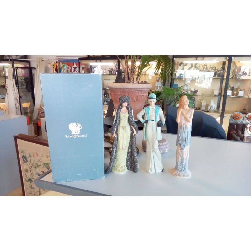 STATUETTE WEDGWOOD
