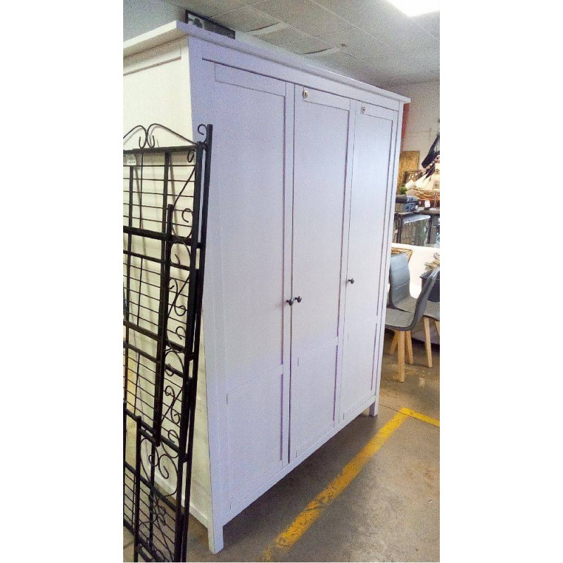 ARMOIRE 3 PORTES BLANCHE AVEC 2 CLÉS