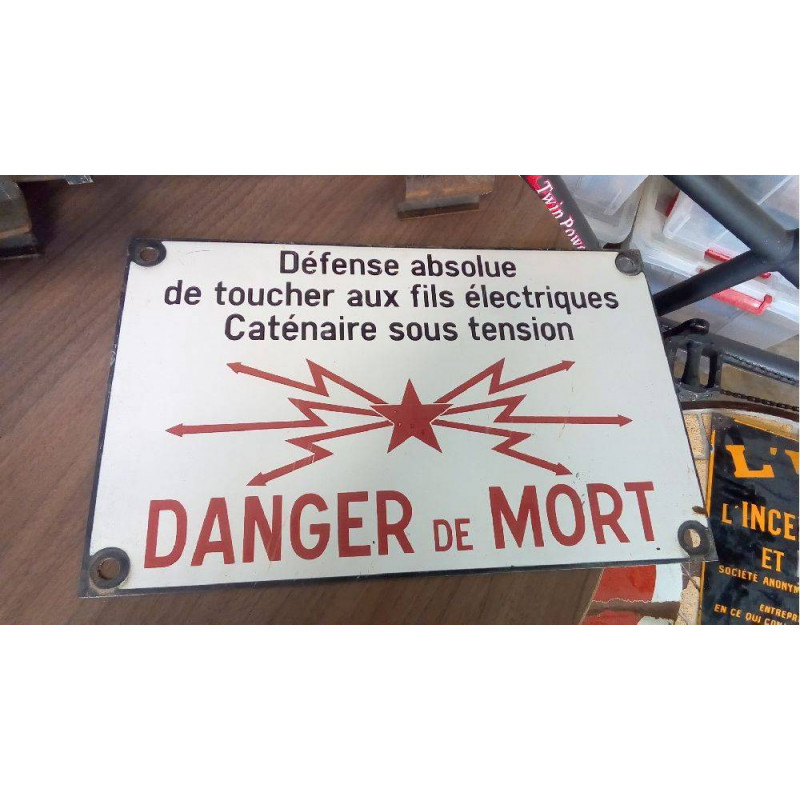 PLAQUE ÉMAILLÉE DANGER