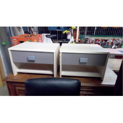 PAIRE DE CHEVETS MÉLAMINÉS 