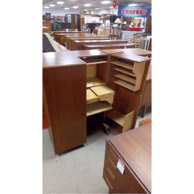 BUREAU CABINE RETRO NORVÈGE TBE AVEC CLÉ ET LUMIÈRE  82/52/114