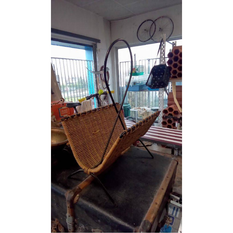 PORTE REVUES FER FORGÉ ROTIN