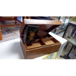 COFFRET BOIS AVEC COMPARTIMENT