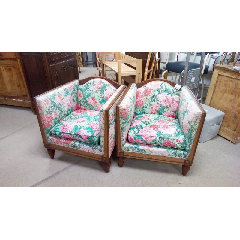 PAIRE DE FAUTEUILS ANNÉES 40 (TISSU À REVOIR)