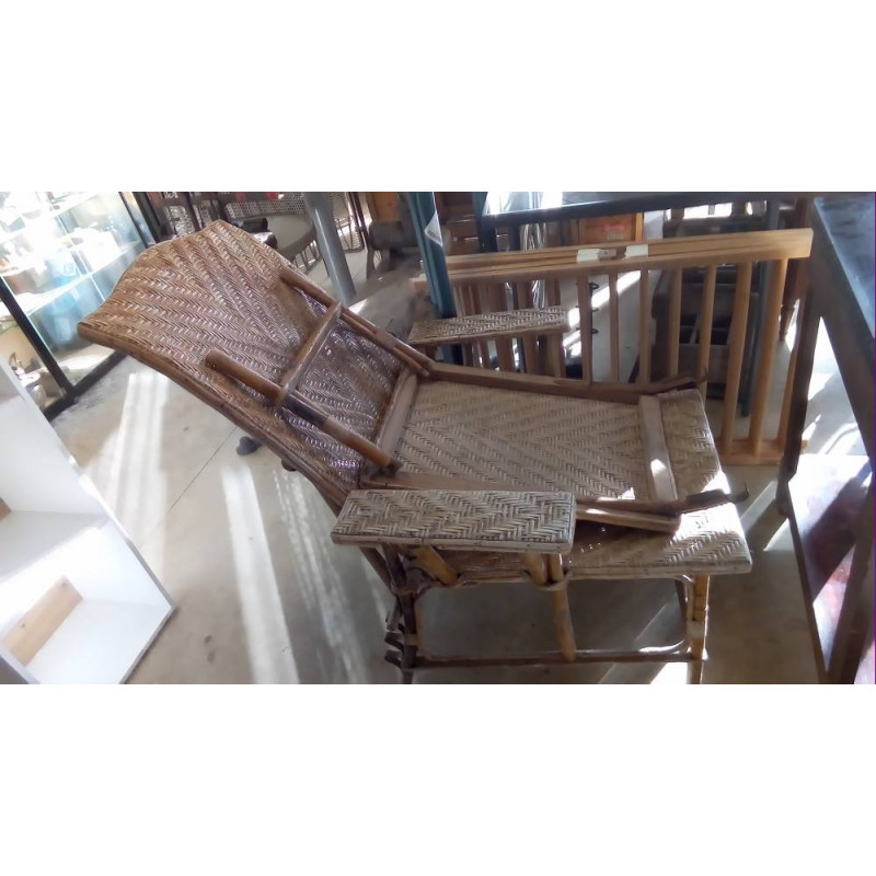 BAIN DE SOLEIL ROTIN EN L\'ÉTAT