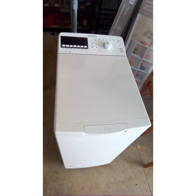 LAVE LINGE POIDS VARIABLE INDESIT