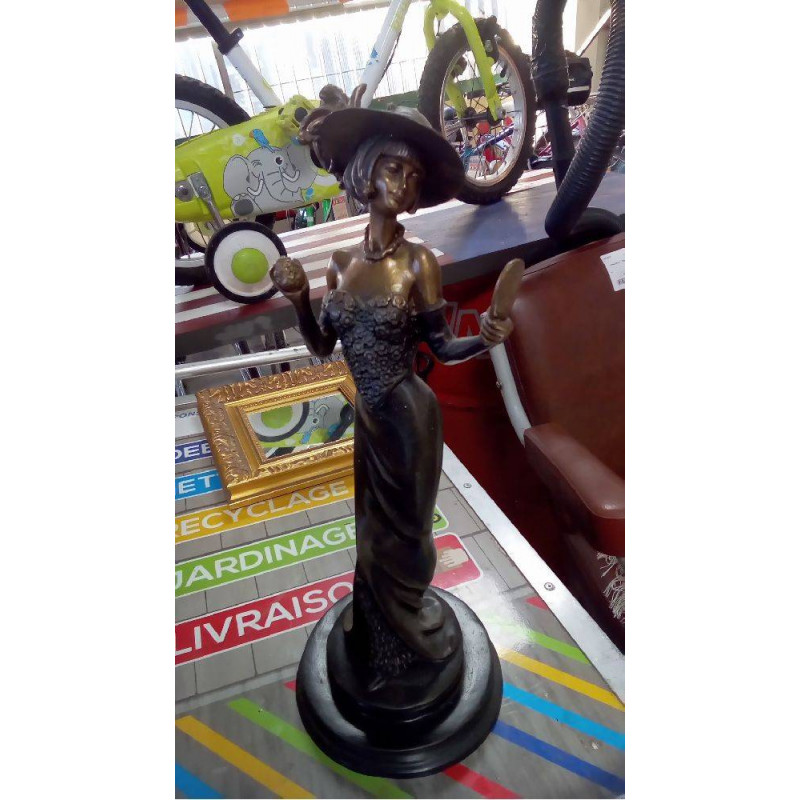 STATUETTE FEMME AU MIROIR