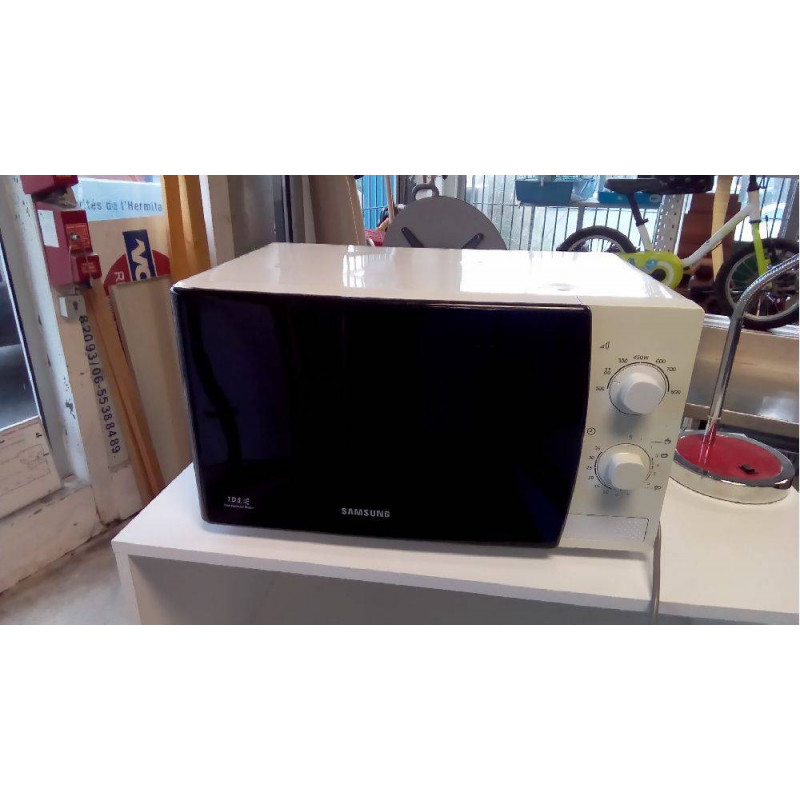 FOUR MICRO-ONDES SAMSUNG BLANC