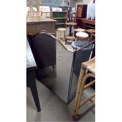 GRAND PARE FEU GRILLAGÉ