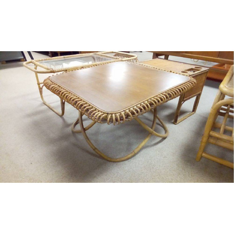 TABLE BASSE ROTIN CARRÉE EN L\'ÉTAT