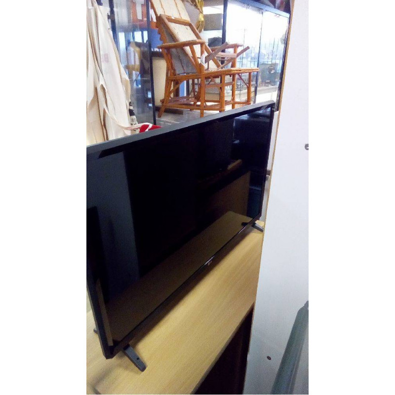 ÉCRAN LG 32 80CM