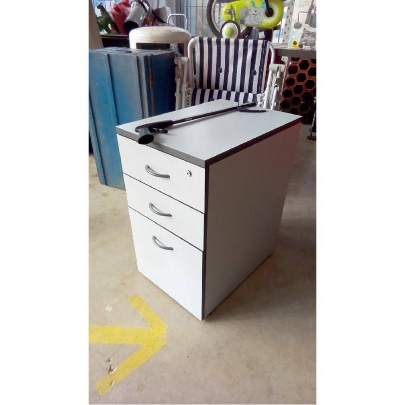 MEUBLE DE BUREAU 3 TIROIRS