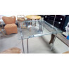 TABLE CARRÉE VERRE ET CHROME