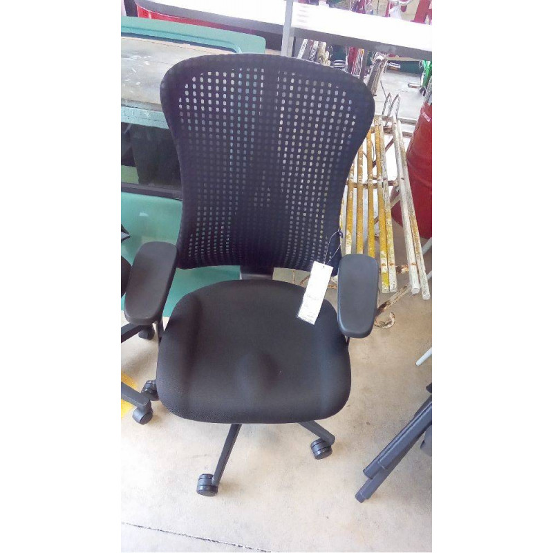 FAUTEUIL DE BUREAU (VALEUR 329€ TTC)