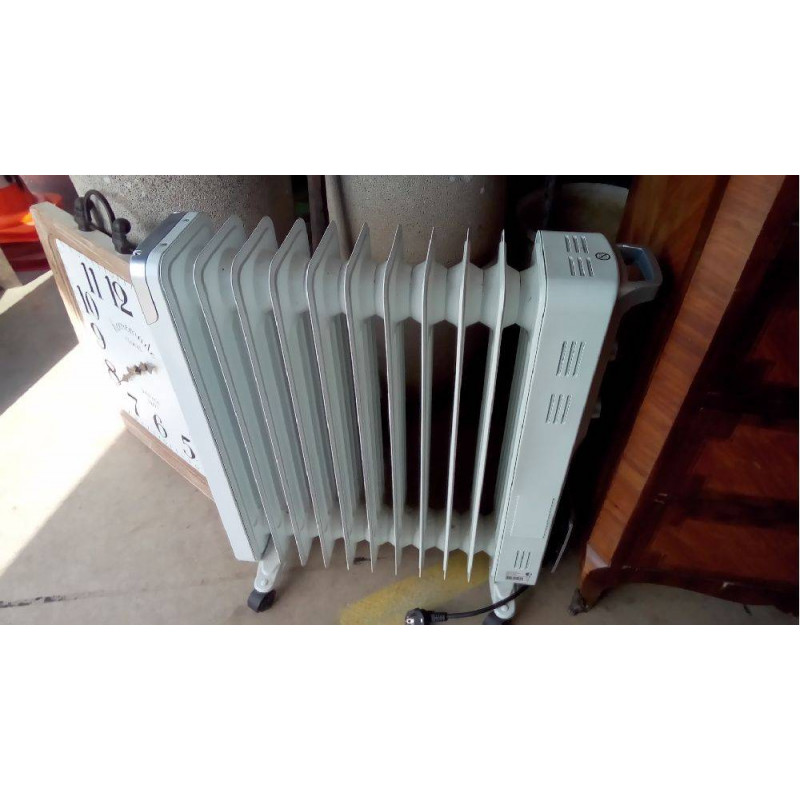 RADIATEUR BAIN D\'HUILE MODERNE