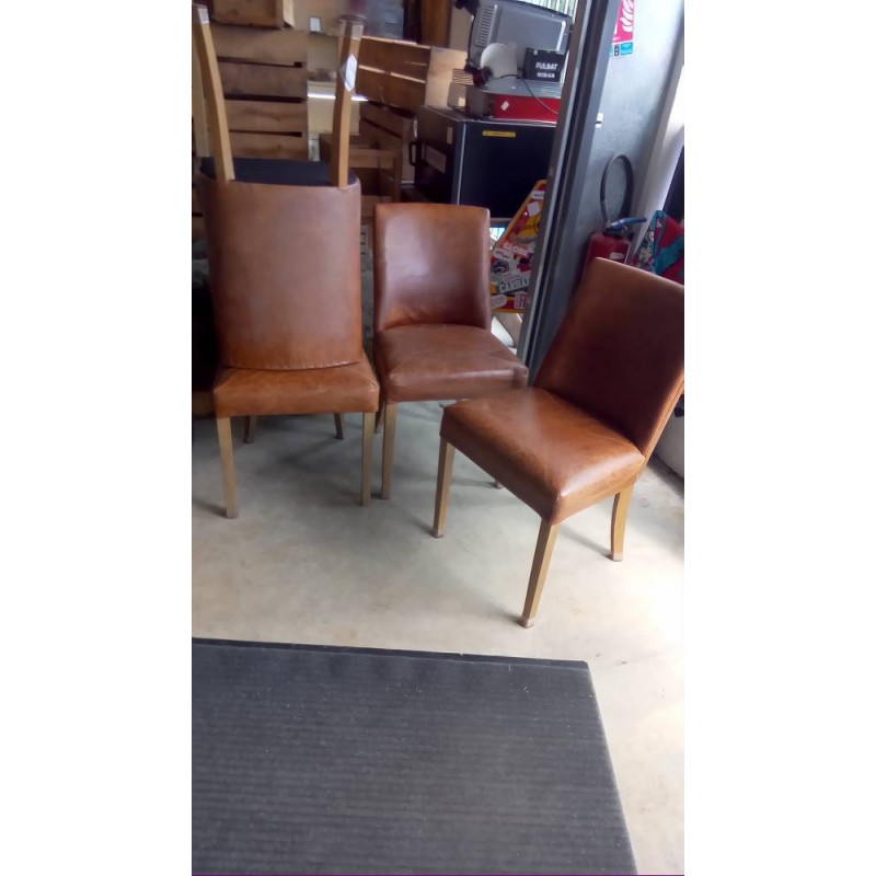 LOT DE 4 CHAISES CUIR COULEUR HAVANE