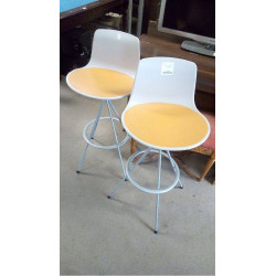 PAIRE DE TABOURETS PIVOTANTS