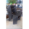 CHAISE NOIRE EMPILABLE