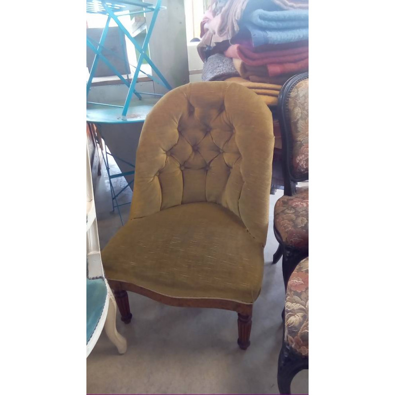 FAUTEUIL CRAPAUD CAPITONNÉ