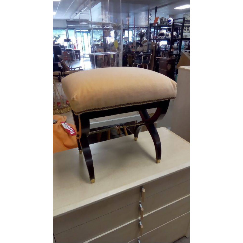 TABOURET TAPISSÉ