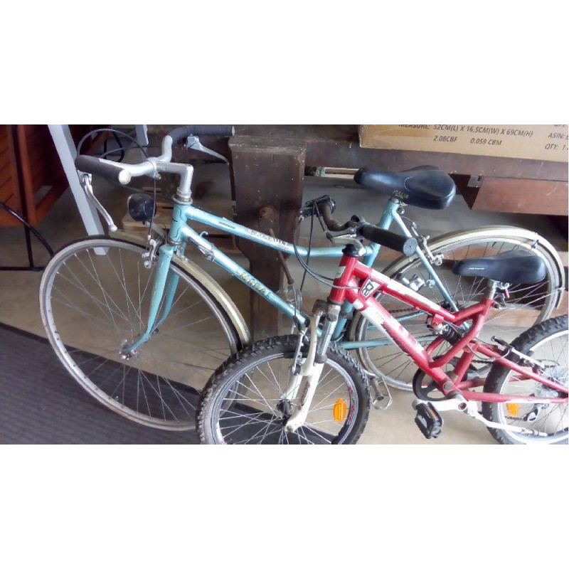 VÉLO BLEU MERAL