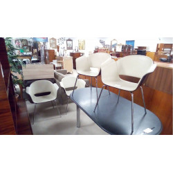 LOT DE 4 CHAISES CUIR COQUE...